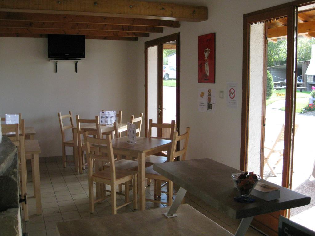 Camping Porte Des Vosges Bulgneville Exterior photo
